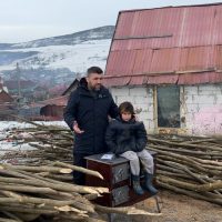 Sara a primit o soba noua si 2 carute de lemne