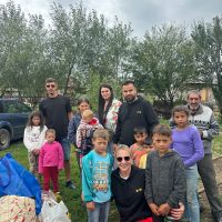 Alimente si incaltaminte pentru Cristi si familia lui, din partea donatorilor