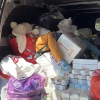 Un portbagaj plin cu ajutoare pentru Cristi si familia lui