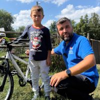 O bicicleta pentru Cristi, un vis implinit de un donator generos